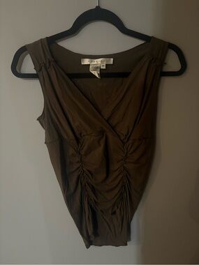 Studio M Sleeveless Top In size XS